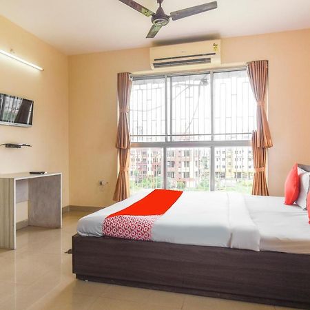 כלכותה Oyo 8125 Orchid Inn מראה חיצוני תמונה