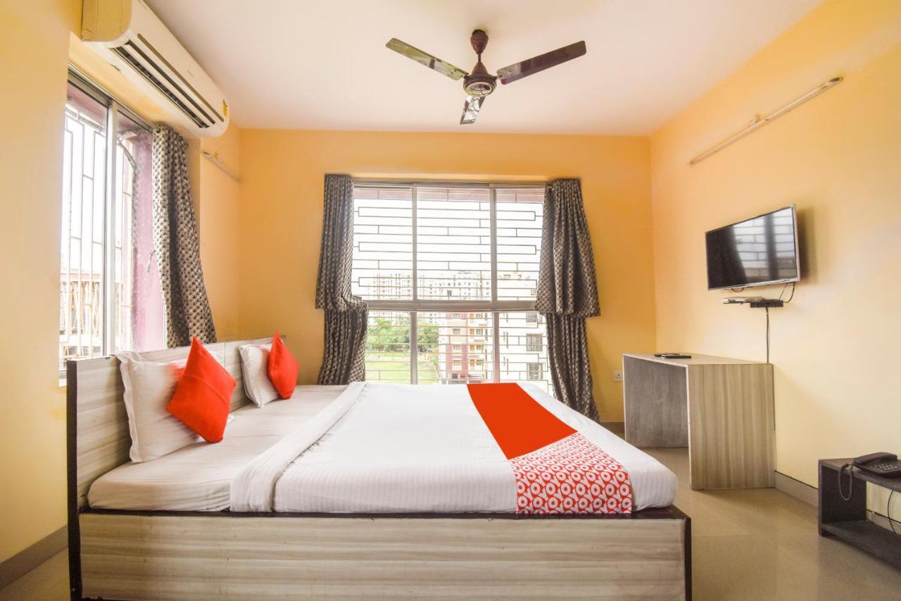 כלכותה Oyo 8125 Orchid Inn מראה חיצוני תמונה